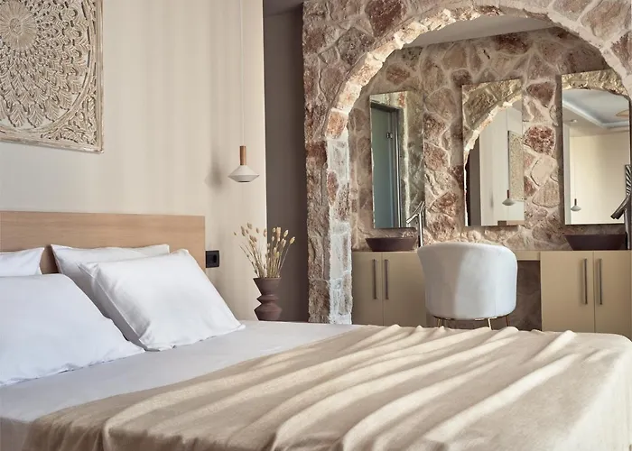 White Springs Retreat Villa Orthoniaí